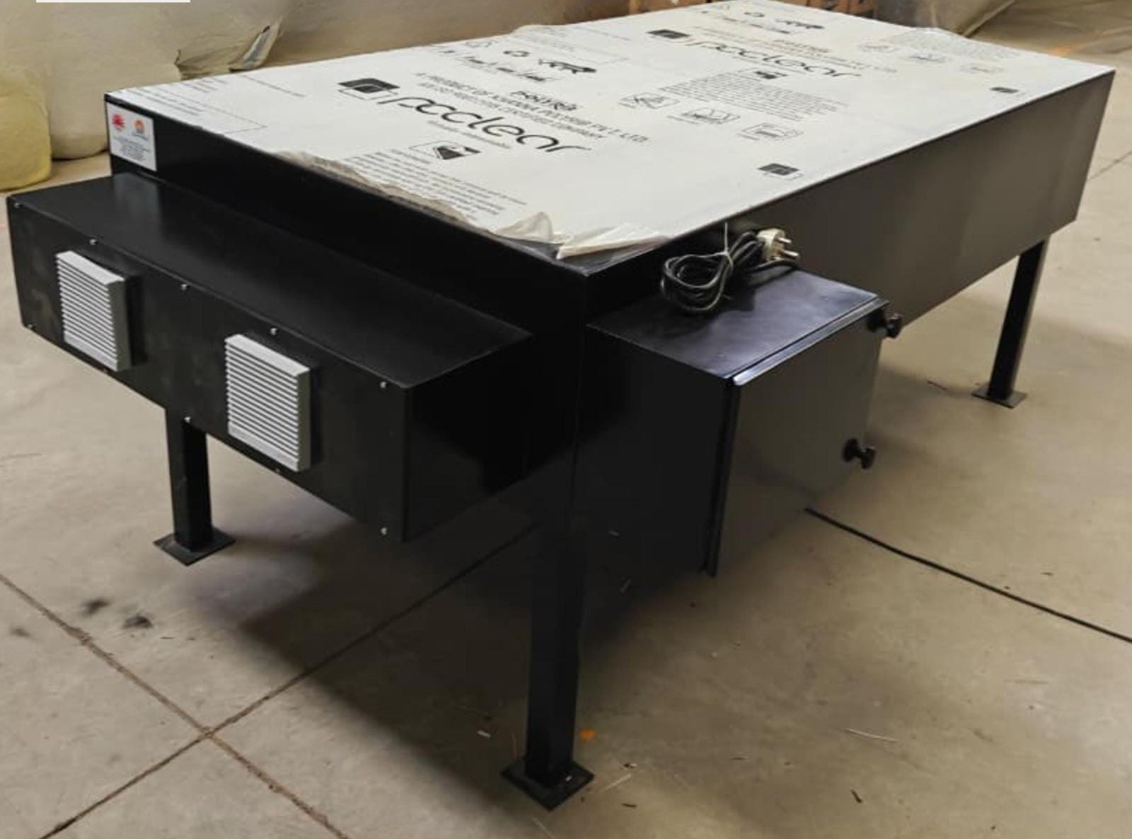 Jai - 50Kg Hybrid Solar Dryer